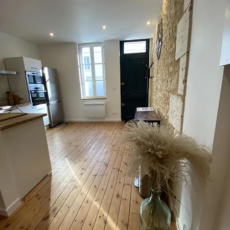 Holiday home Agreable Et Vaste Maison Centre *
